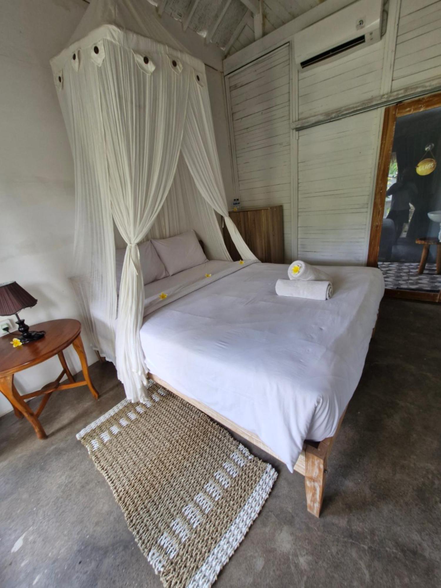 The Layar Homestay Batununggul Kültér fotó